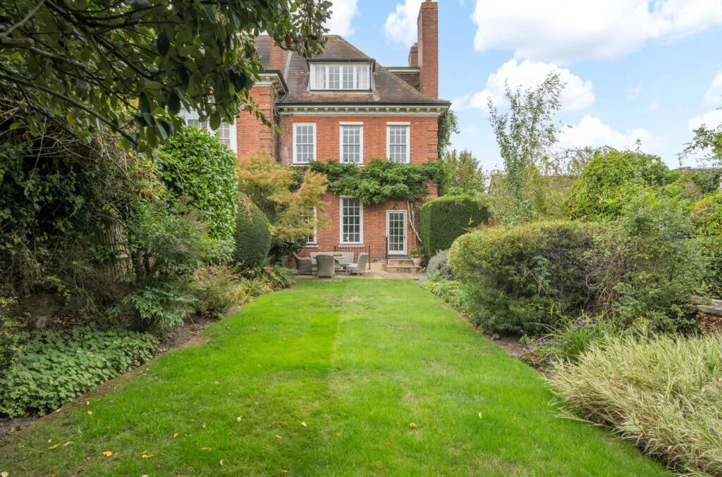 Property Of The Month - Sandford Lane, Woodley