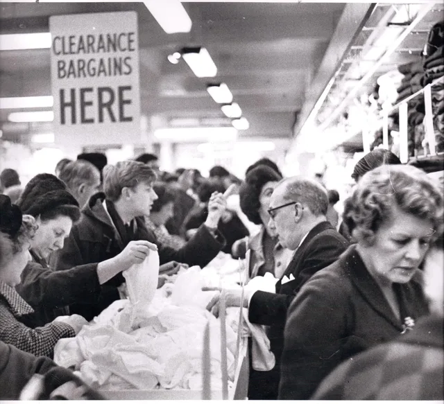 Heelas___Clearance_and_crowds_1966_ref_359e.jpg