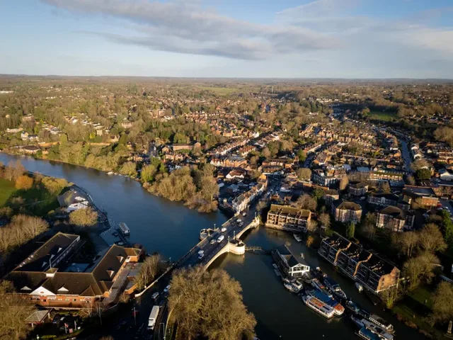 Caversham: From Saxon Settlement to Modern Suburb