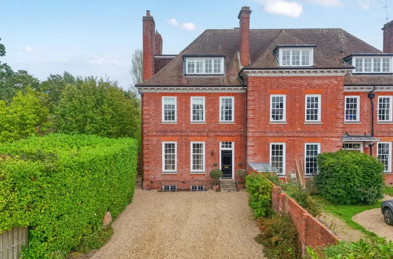 Property Of The Month - Sandford Lane, Woodley
